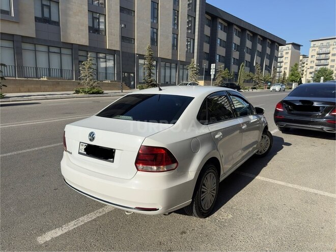 Volkswagen Polo 2018, 335,000 km - 1.6 l - Bakı