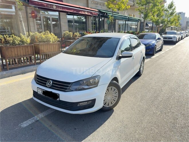 Volkswagen Polo 2018, 335,000 km - 1.6 l - Bakı