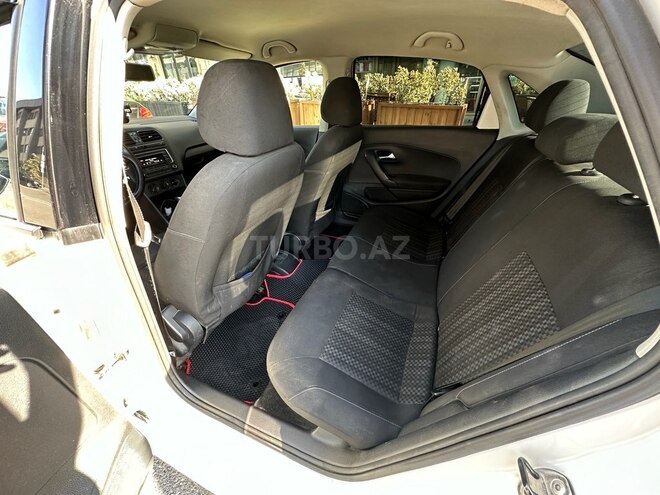 Volkswagen Polo 2018, 335,000 km - 1.6 l - Bakı