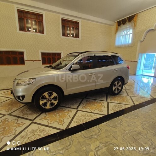 Hyundai Santa Fe 2011, 237,000 km - 2.0 л - Tovuz