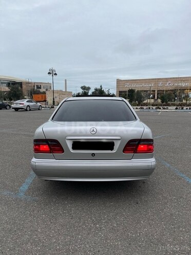 Mercedes E 240 2000, 360,000 km - 2.4 l - Bakı