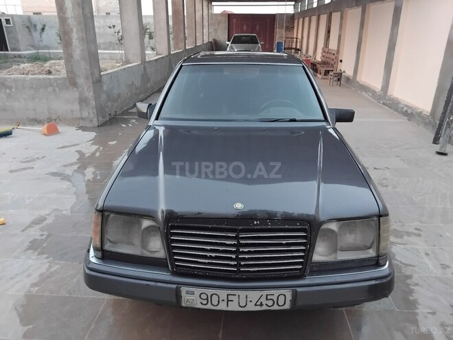 Mercedes E 250 1994, 453,987 km - 2.5 l - Bakı