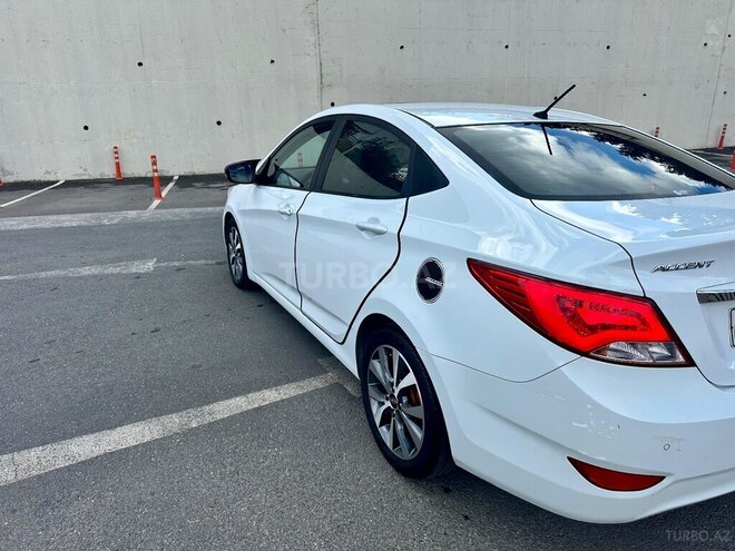 Hyundai Accent 2015, 160,000 km - 1.6 l - Bakı