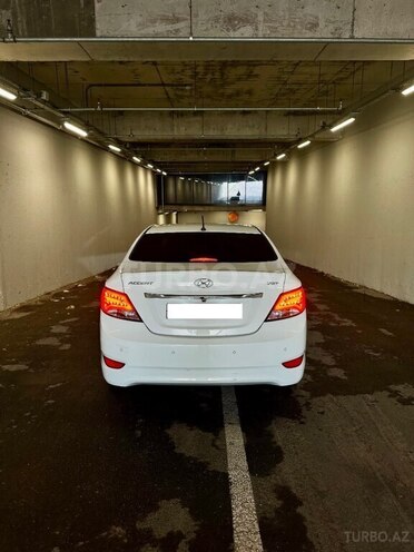 Hyundai Accent 2015, 160,000 km - 1.6 l - Bakı