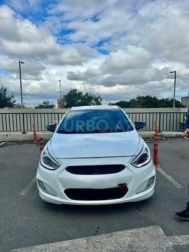Hyundai Accent 2015, 160,000 km - 1.6 l - Bakı