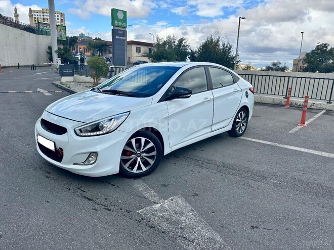 Hyundai Accent 2015, 160,000 km - 1.6 l - Bakı