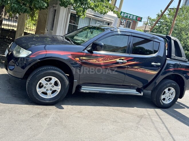 Mitsubishi L200 2008, 266,000 km - 2.5 l - Bakı