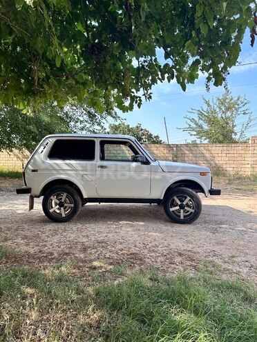 LADA (VAZ) Niva 2010, 162,864 km - 1.7 л - Saatlı
