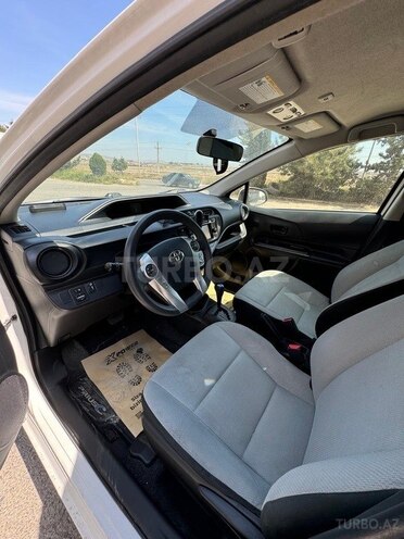 Toyota Aqua 2016, 236,000 km - 1.5 l - Bakı