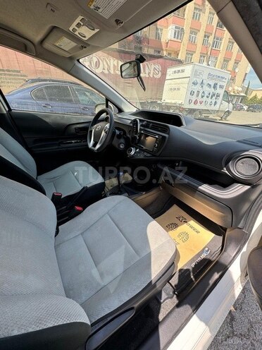Toyota Aqua 2016, 236,000 km - 1.5 l - Bakı