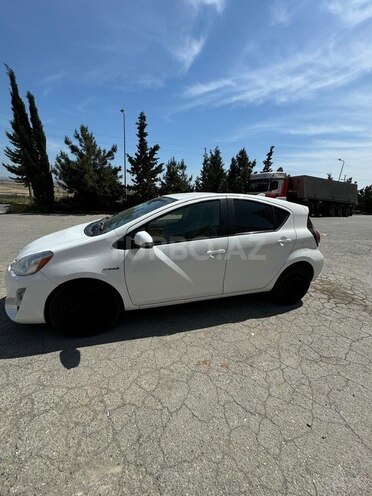 Toyota Aqua 2016, 236,000 km - 1.5 l - Bakı