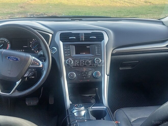 Ford Fusion (North America) 2017, 276,807 km - 2.0 л - Bərdə