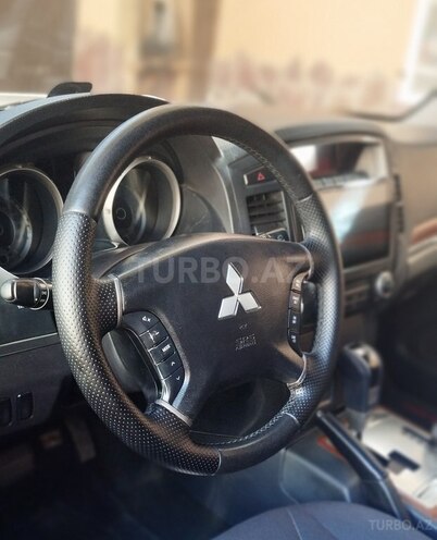 Mitsubishi Pajero 2007, 210,000 km - 3.0 l - Bakı