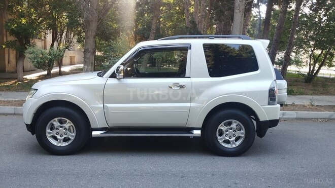 Mitsubishi Pajero 2007, 210,000 km - 3.0 l - Bakı