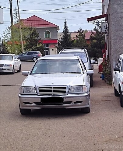 Mercedes C 200 1999, 374,000 km - 2.0 л - Masallı