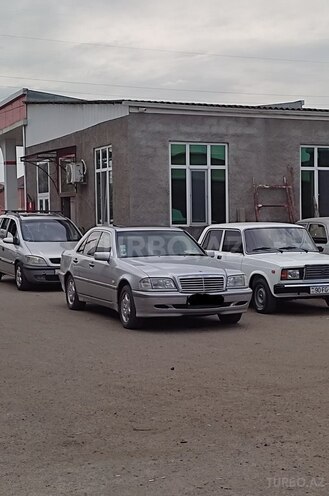Mercedes C 200 1999, 374,000 km - 2.0 л - Masallı