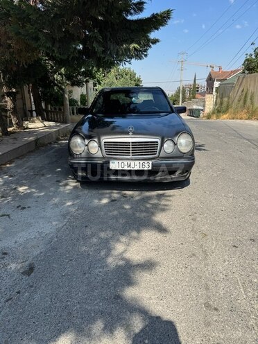 Mercedes E 300 d 1996, 427,589 km - 3.0 л - Bakı