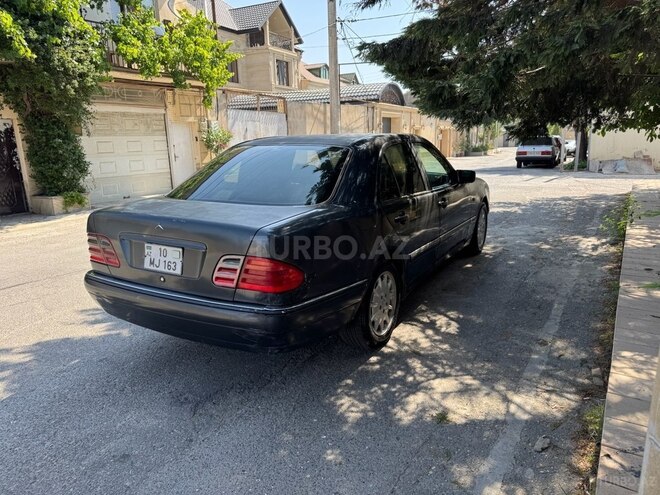 Mercedes E 300 d 1996, 427,589 km - 3.0 л - Bakı
