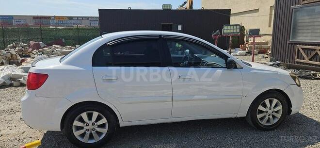 Kia Rio 2010, 332,300 km - 1.4 l - Bakı