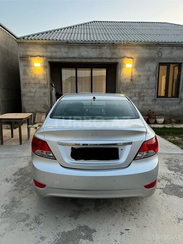 Hyundai Accent 2011, 195,000 km - 1.6 л - Bakı