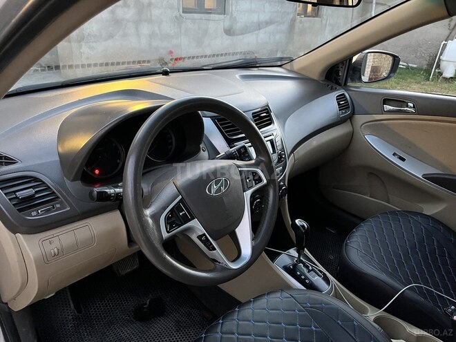 Hyundai Accent 2011, 195,000 km - 1.6 л - Bakı