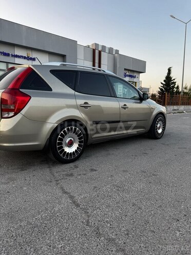 Kia  2009, 299,540 km - 1.6 l - Bakı