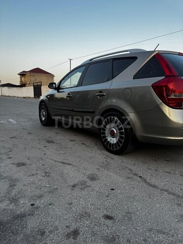 Kia  2009, 299,540 km - 1.6 l - Bakı