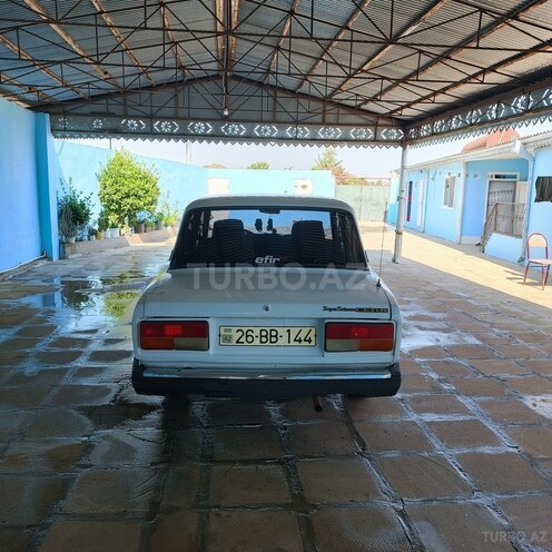 LADA (VAZ) 2107 2005, 65,000 km - 1.5 l - Salyan