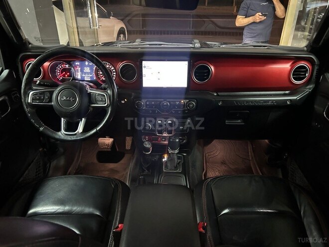 Jeep Wrangler-13