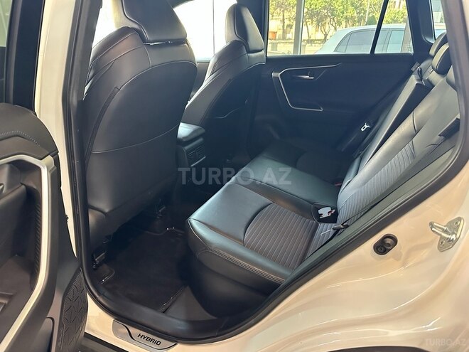 Toyota RAV4 2021, 65,000 km - 2.5 l - Bakı