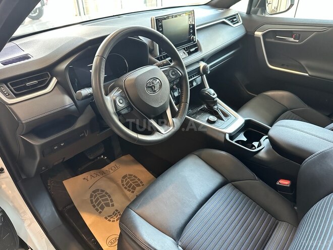 Toyota RAV4 2021, 65,000 km - 2.5 l - Bakı