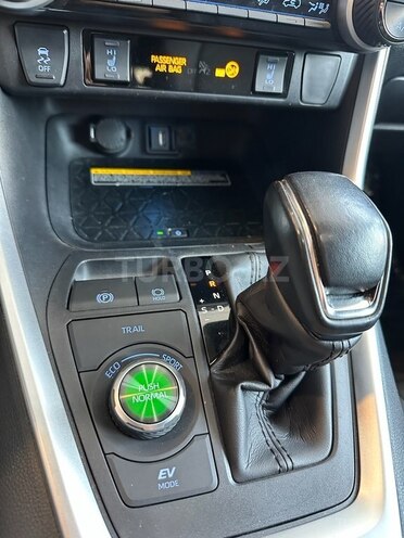 Toyota RAV4 2021, 65,000 km - 2.5 l - Bakı