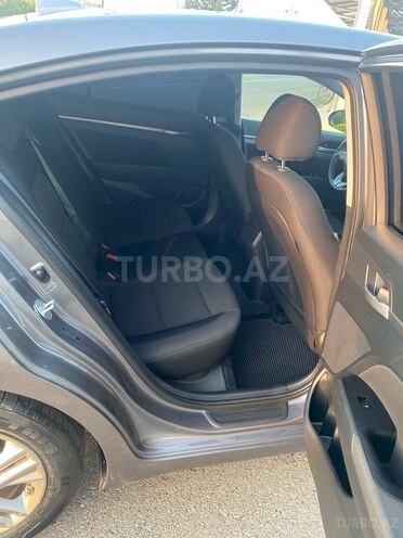 Hyundai Elantra 2019, 99,000 km - 2.0 l - Bakı