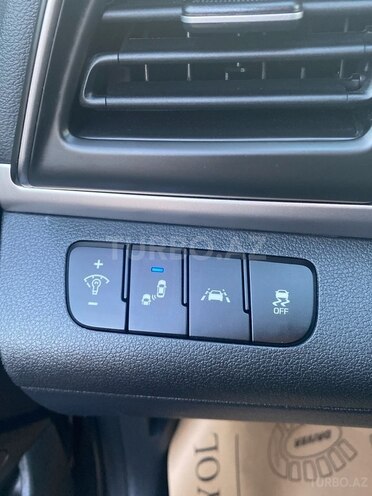 Hyundai Elantra 2019, 99,000 km - 2.0 l - Bakı