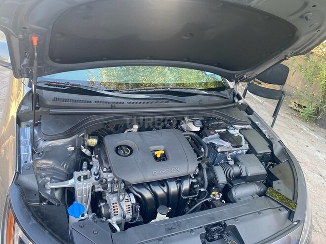 Hyundai Elantra 2019, 99,000 km - 2.0 l - Bakı