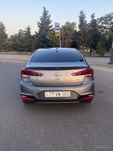Hyundai Elantra 2019, 99,000 km - 2.0 l - Bakı