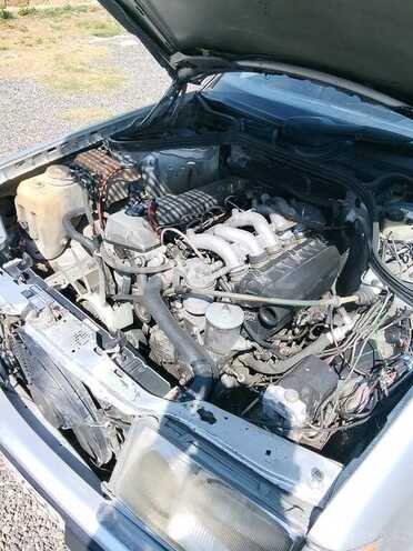 Mercedes E 250 1995, 354,256 km - 2.5 л - Salyan