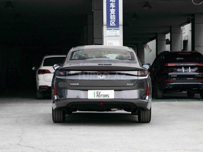 Changan Qiyuan A05-5