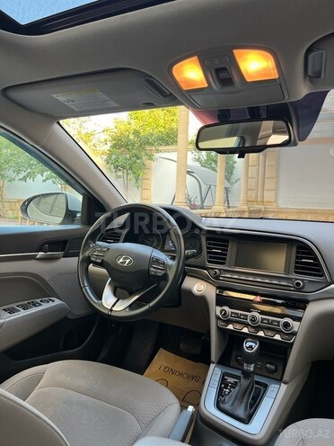 Hyundai Elantra 2019, 64,500 km - 2.0 l - Bakı
