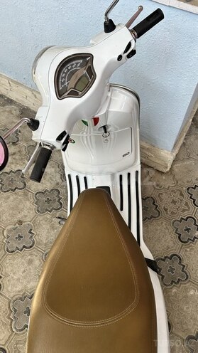 Vespa  2022, 13,415 km - 0.2 l - Bakı