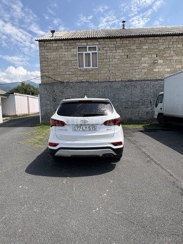 Hyundai Santa Fe 2015, 178,665 km - 2.0 l - Zaqatala