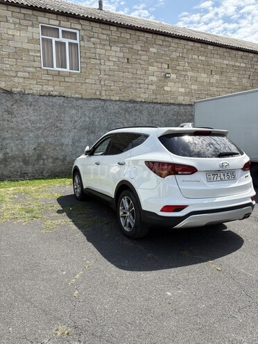 Hyundai Santa Fe 2015, 178,665 km - 2.0 l - Zaqatala