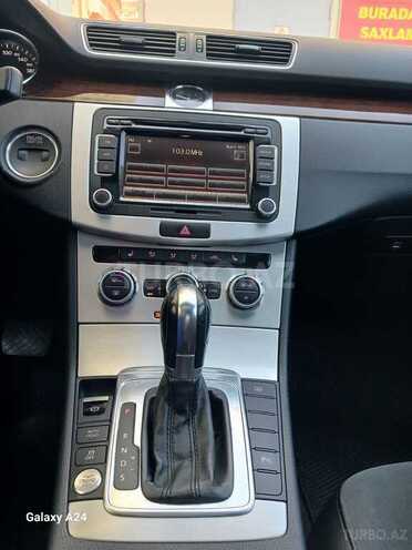Volkswagen Passat 2013, 140,000 km - 2.5 l - Bakı