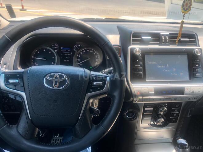 Toyota Land Cruiser Prado 2018, 130,000 km - 2.8 л - Bakı