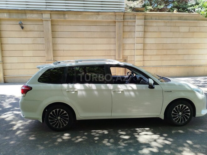 Toyota Corolla Fielder 2019, 130,000 km - 1.5 л - Bakı