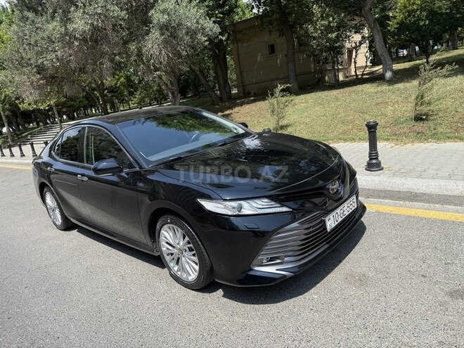 Toyota Camry-5