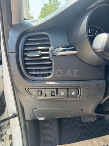 Kia Rio X-Line 2019, 30,000 km - 1.6 л - Bakı