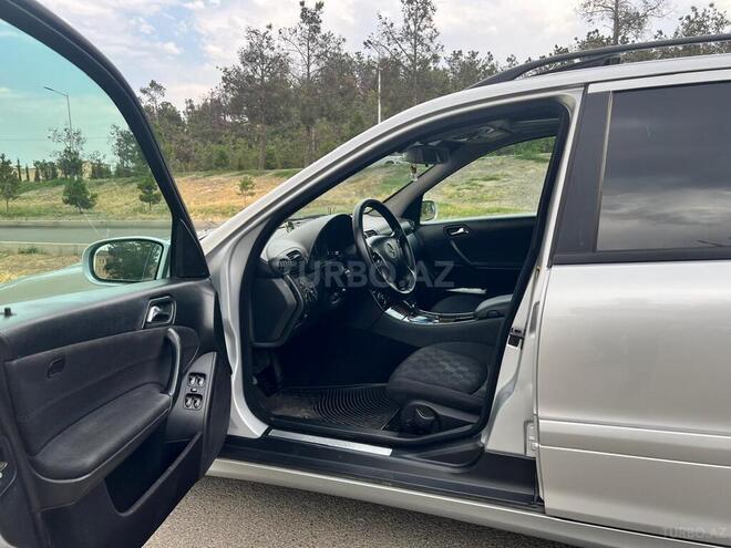 Mercedes C 220 d 2005, 505,139 km - 2.2 l - Goranboy