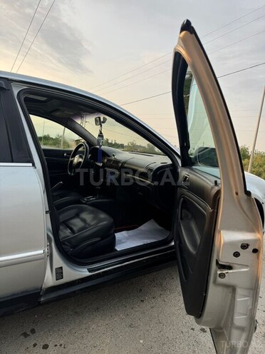 Volkswagen Passat 2002, 156,000 km - 1.8 l - Şirvan