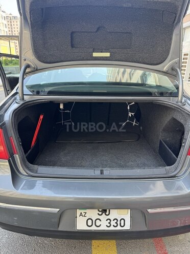 Volkswagen Passat 2005, 330,000 km - 2.0 l - Bakı